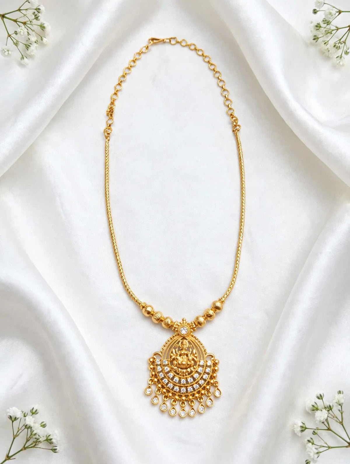 Gold plated Necklace.