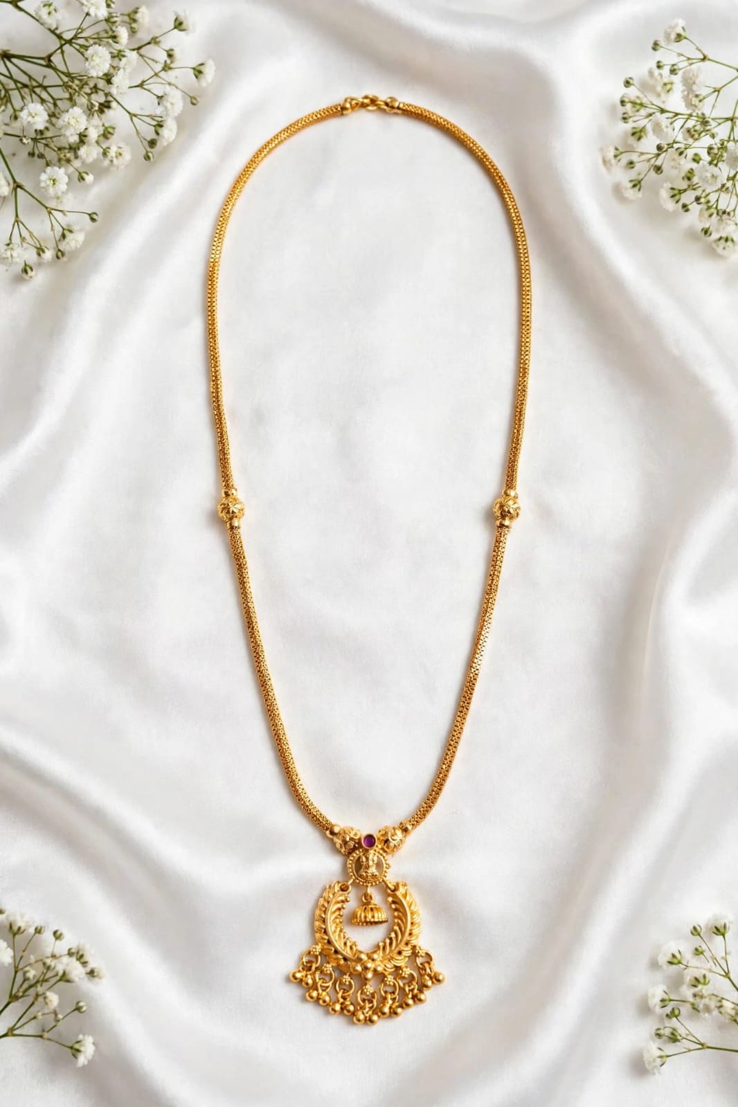 Gold plated Necklace.