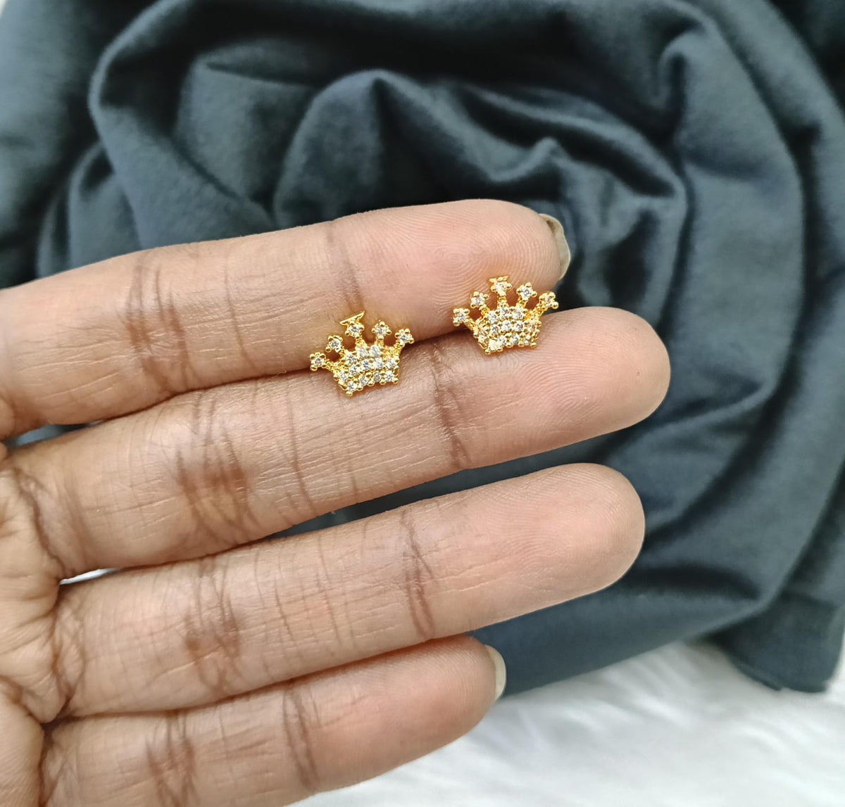 Gold plated AD stud.