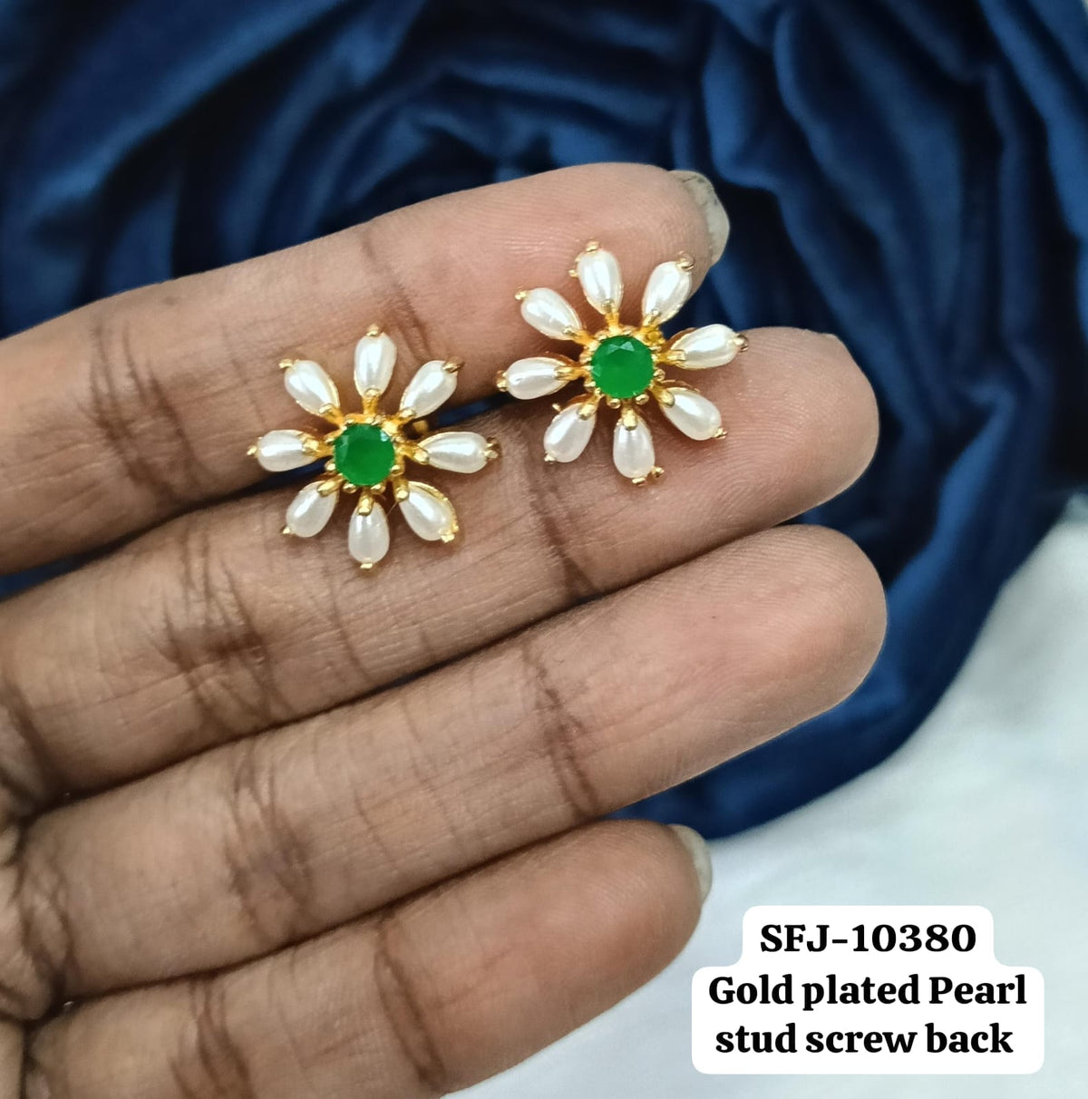 Pearl stud.