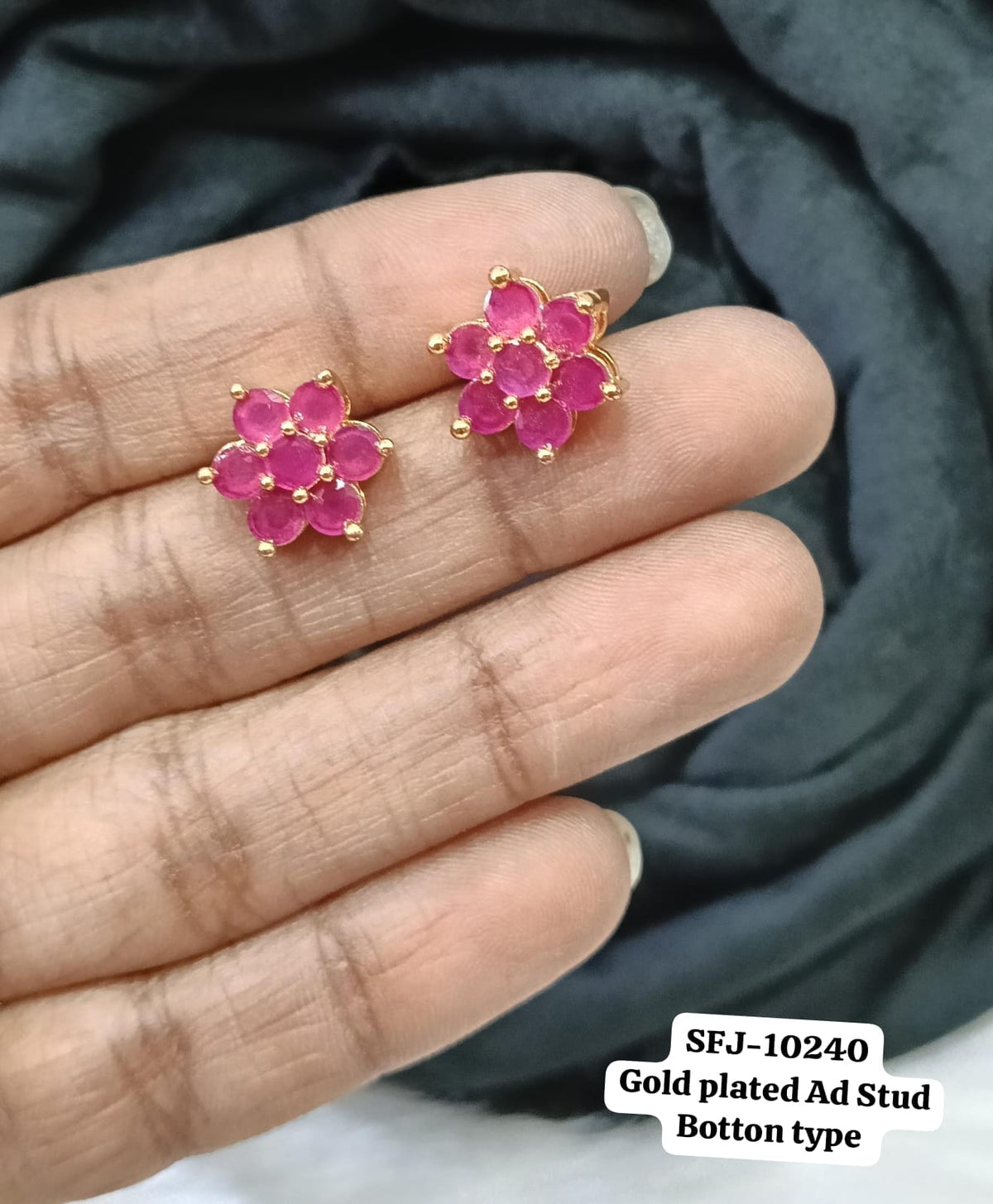 Gold plated AD stud.