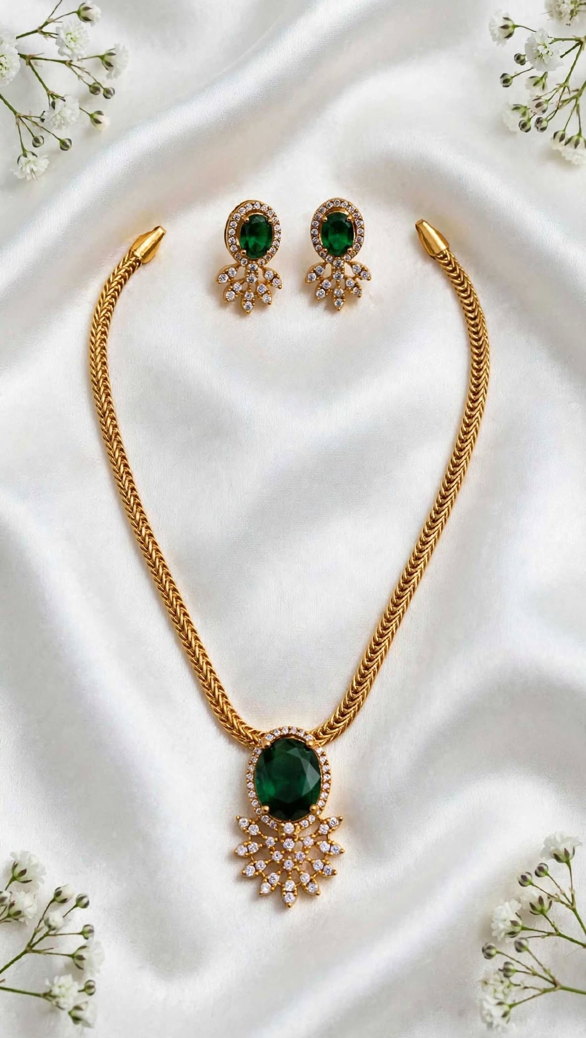 Antic necklace.