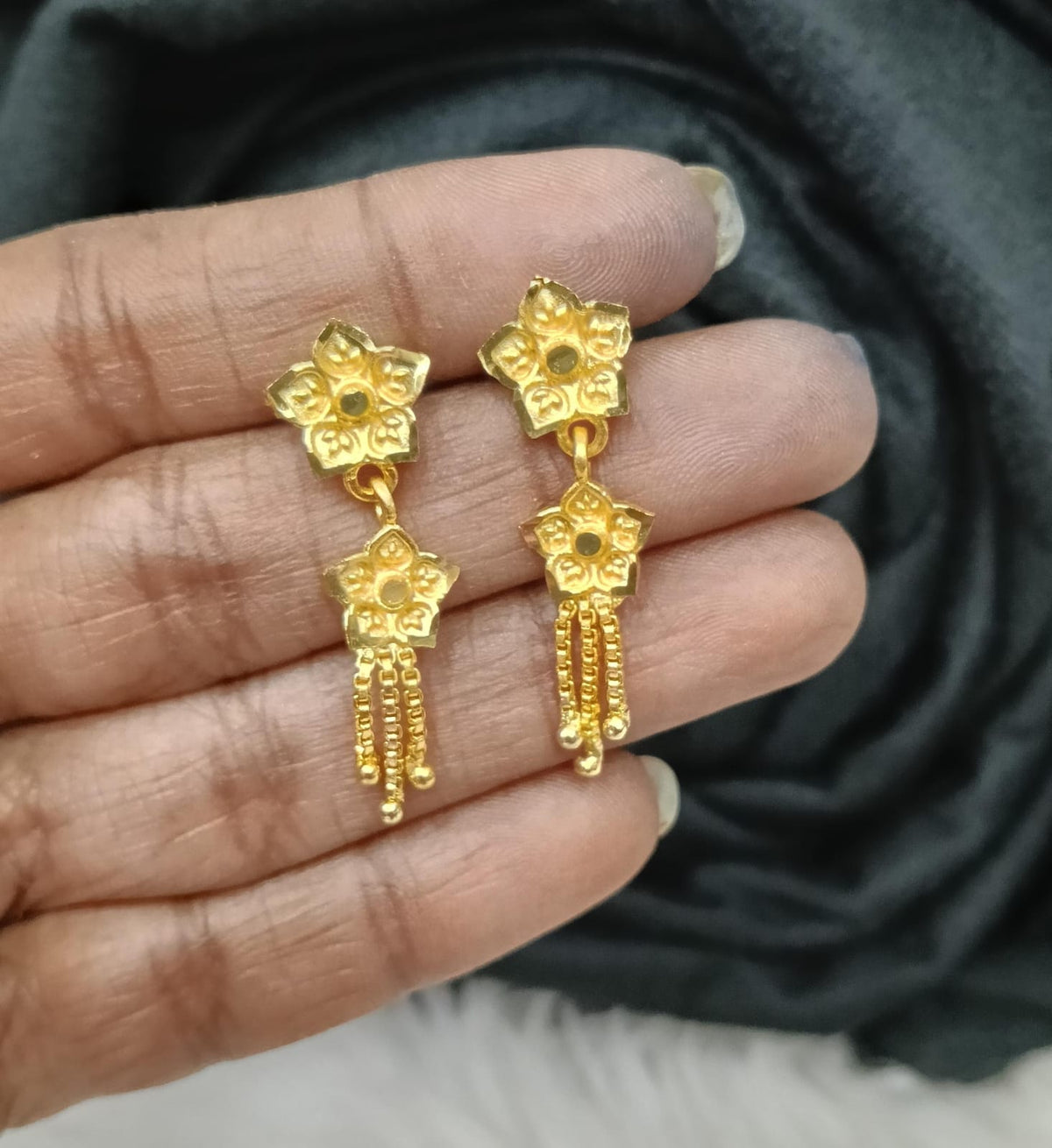 Gold plated earing