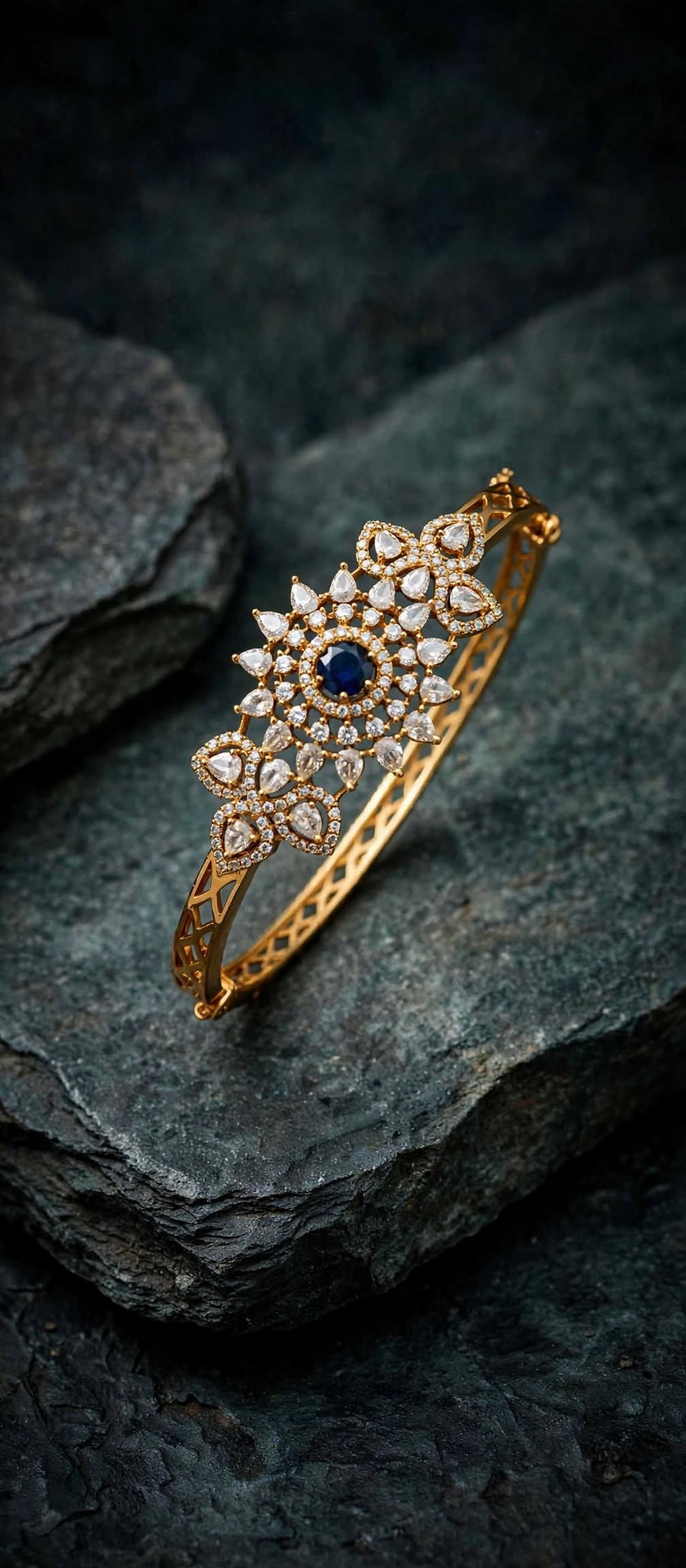 Openable Antique Kada Bracelet.