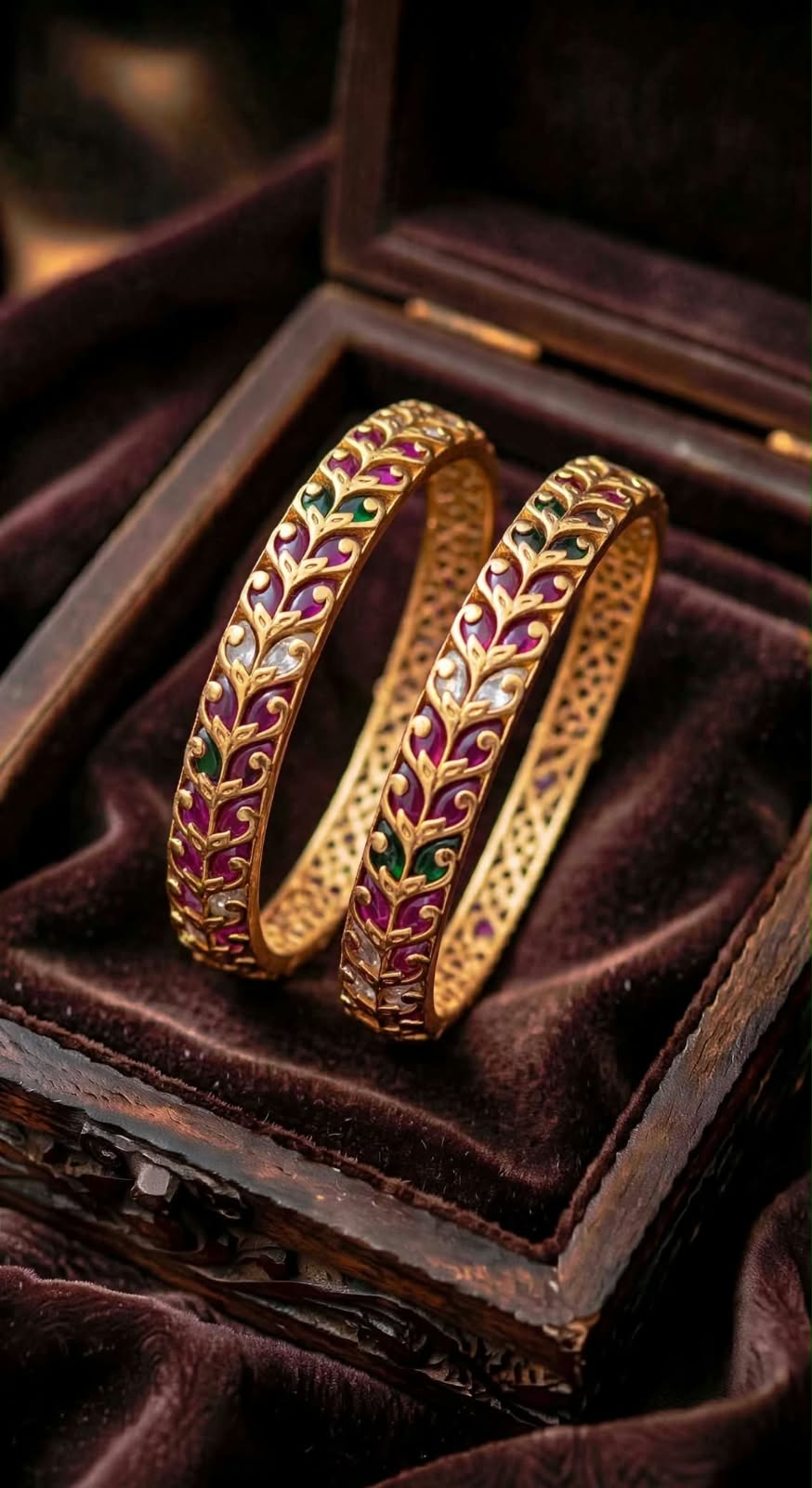 Antique Gold Bangle.