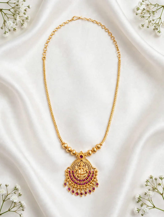 Gold plated Necklace.