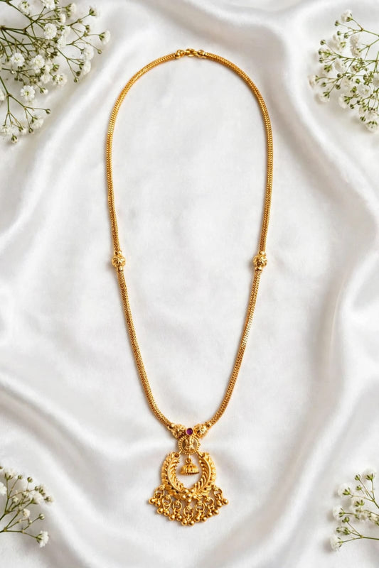 Gold plated Necklace.