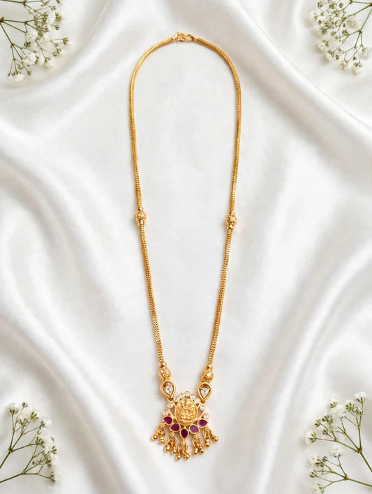 Gold plated Necklace.