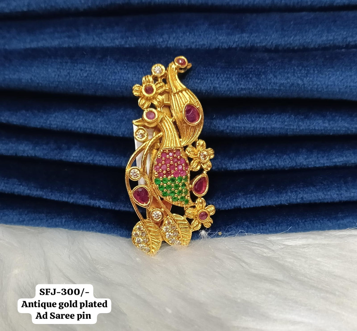 Saree pin.