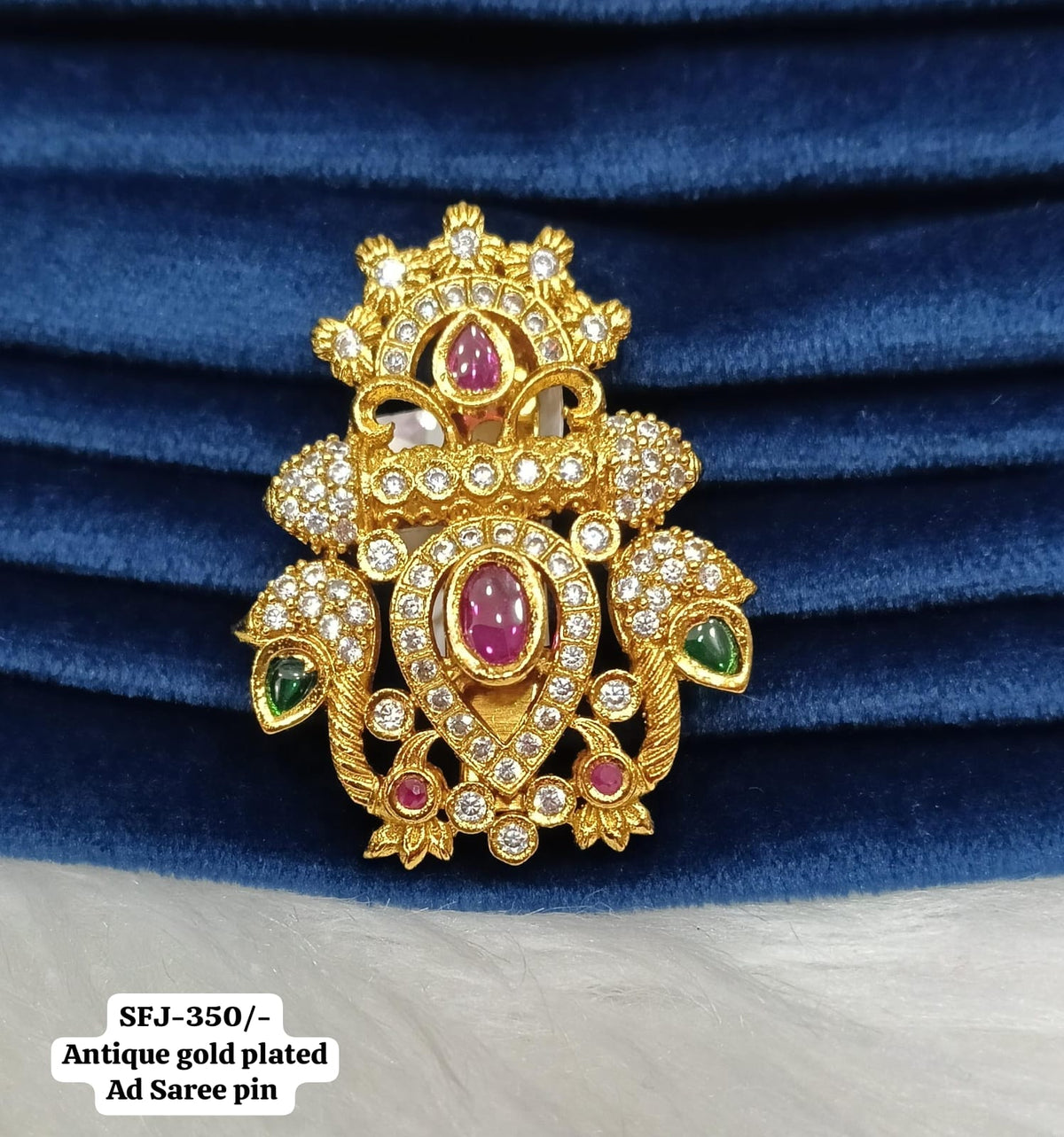 Saree pin.