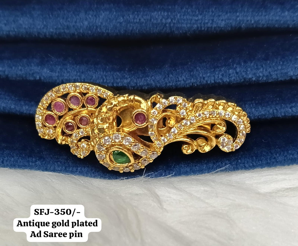 Saree pin.