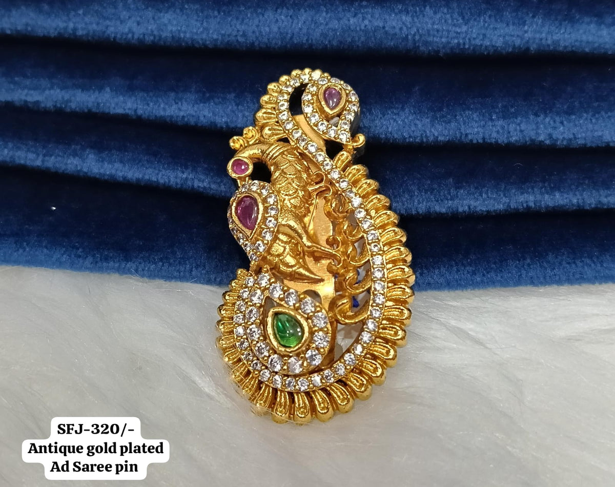 Saree pin.