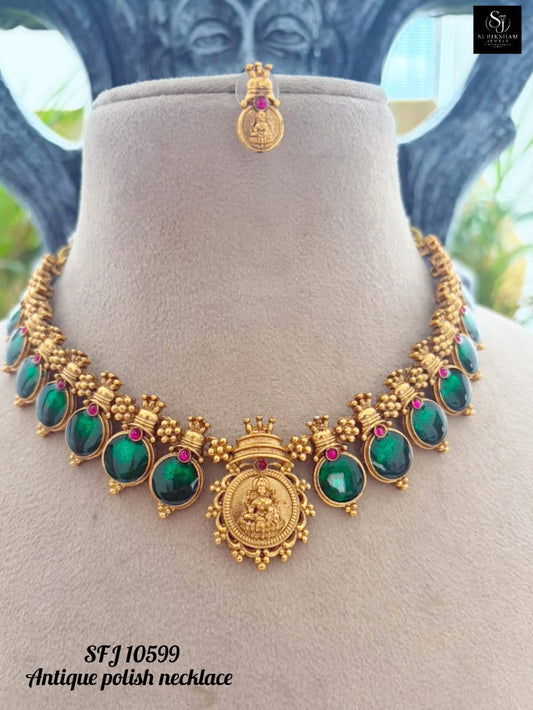 Antic necklace.