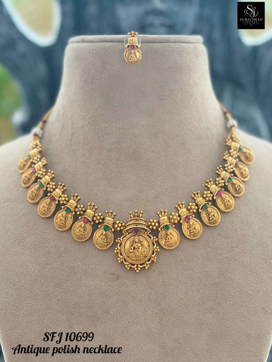 Antic necklace.