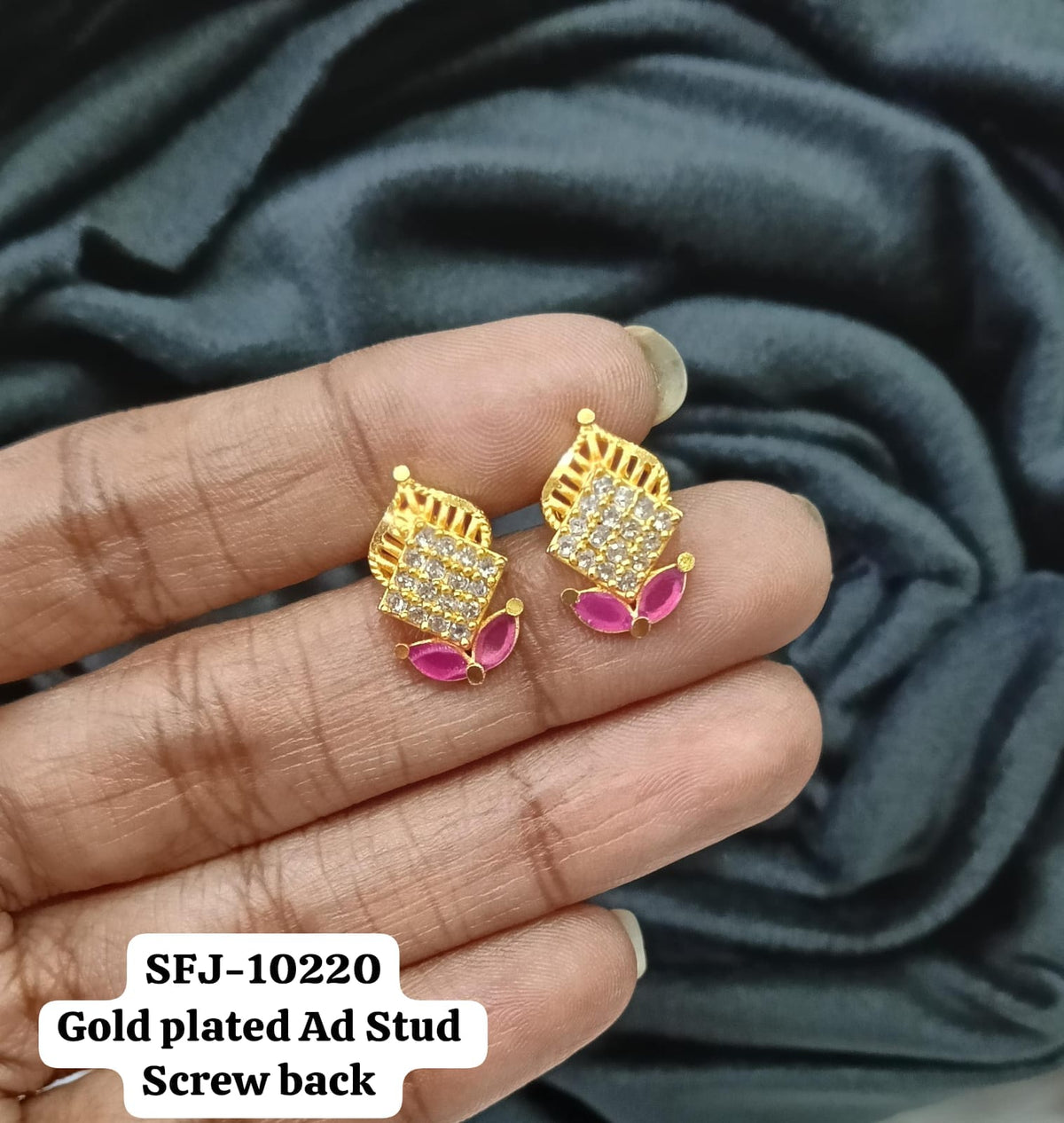 Gold plated AD stud.