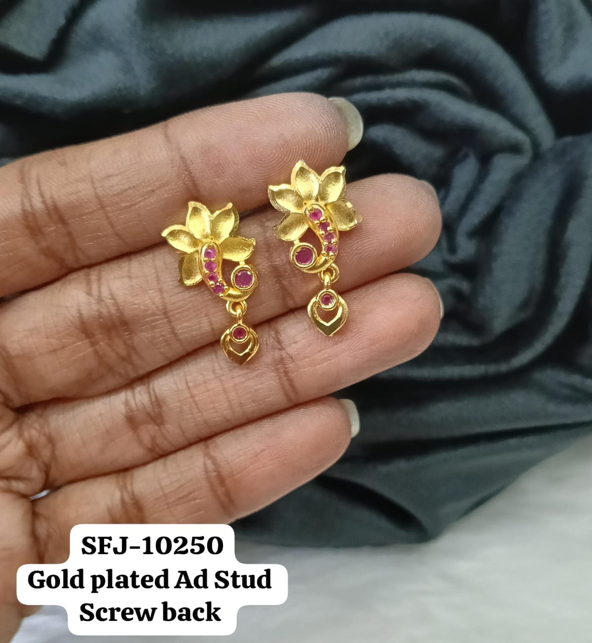 Gold plated stud.