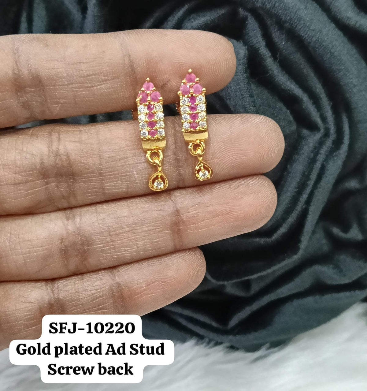 Gold plated AD stud.