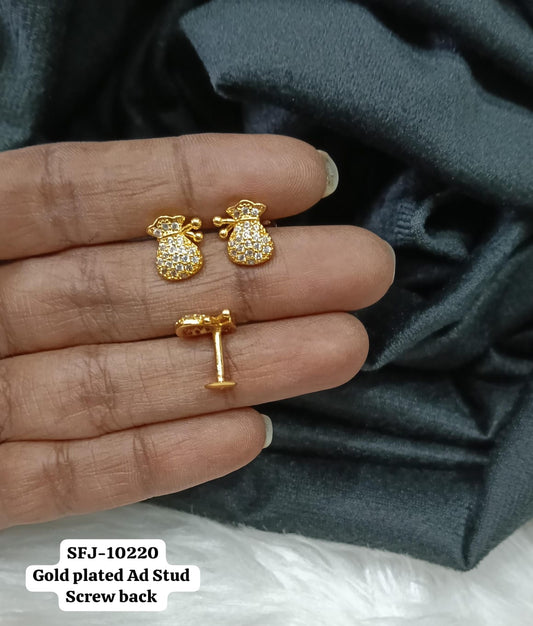 Gold plated AD stud.