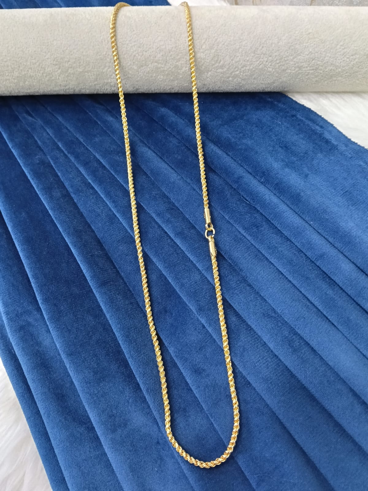 Impon chain.