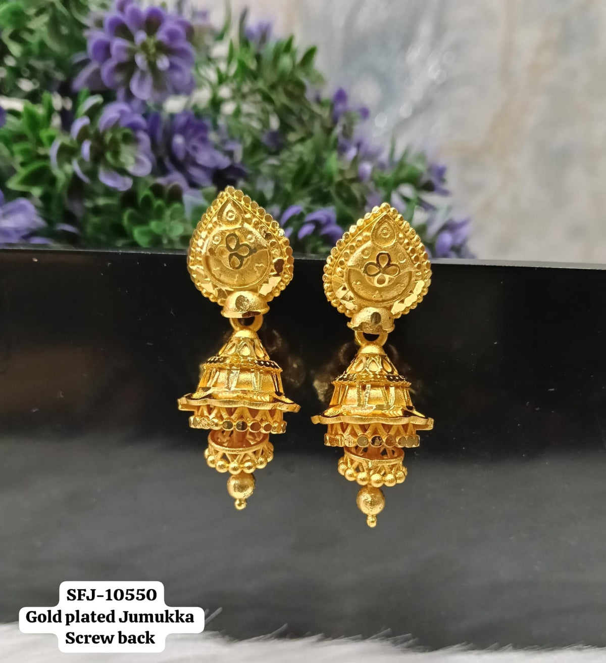 Gold plated jumukka.