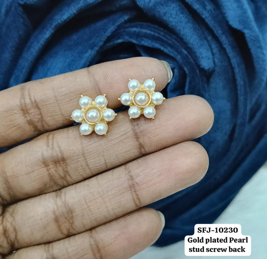 Pearl stud.