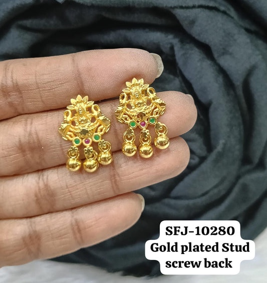 Gold plated stud.