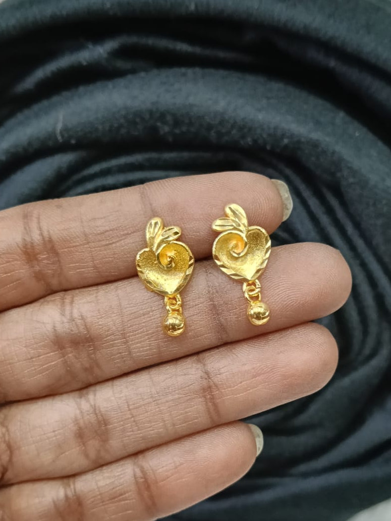 Gold plated stud.