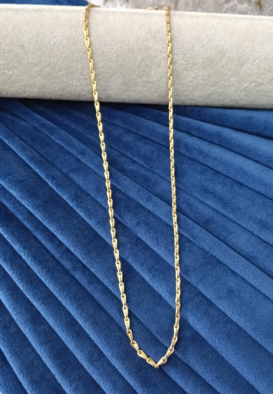 Impon chain.