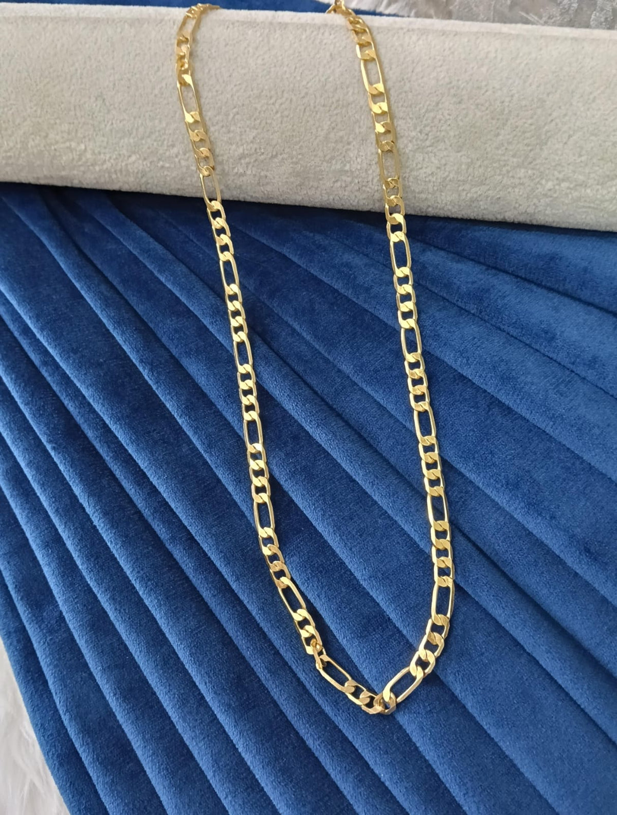 Impon chain.
