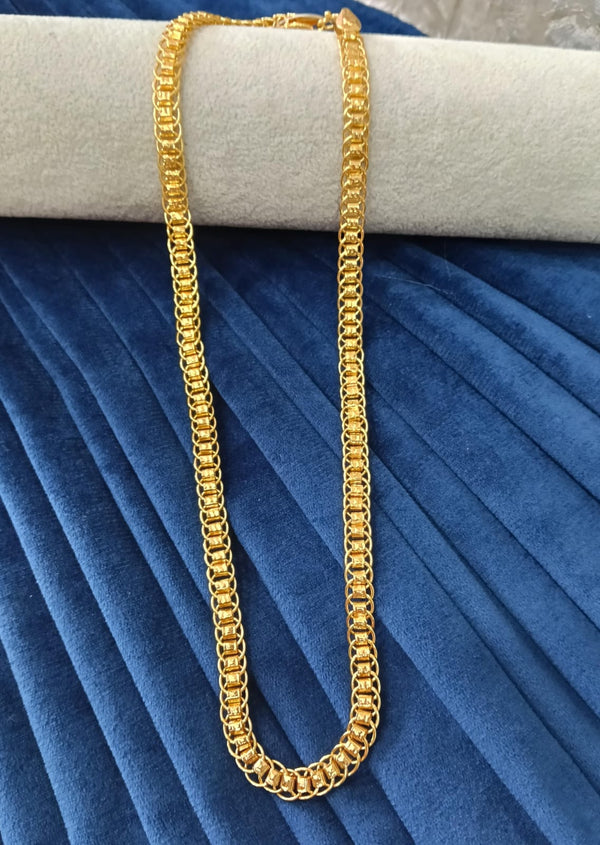 Gold plated chain.-18 inch chain
