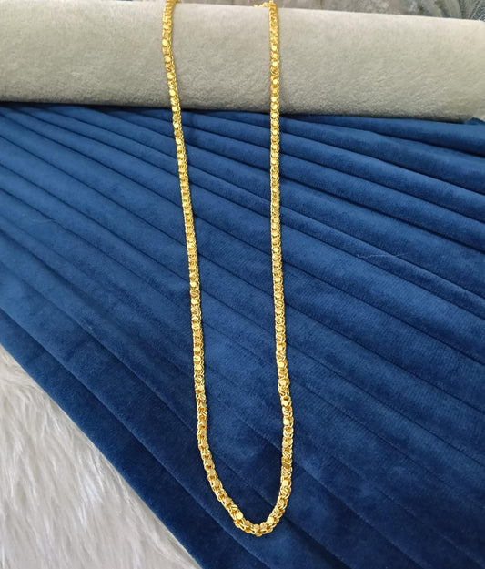 Forming chain.