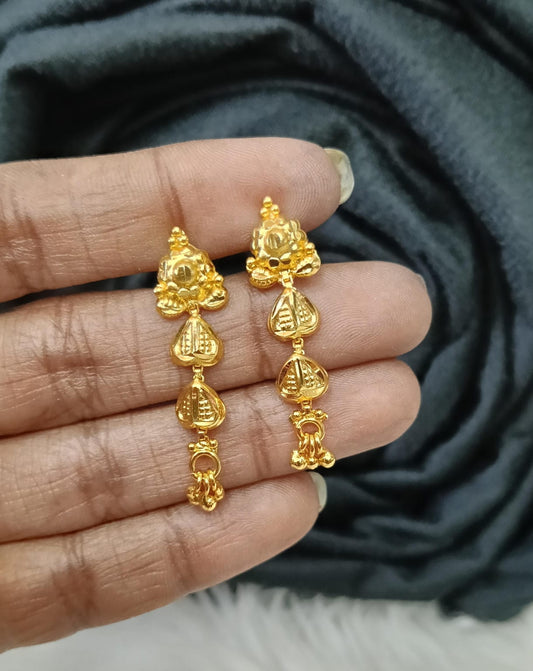 Gold plated earing