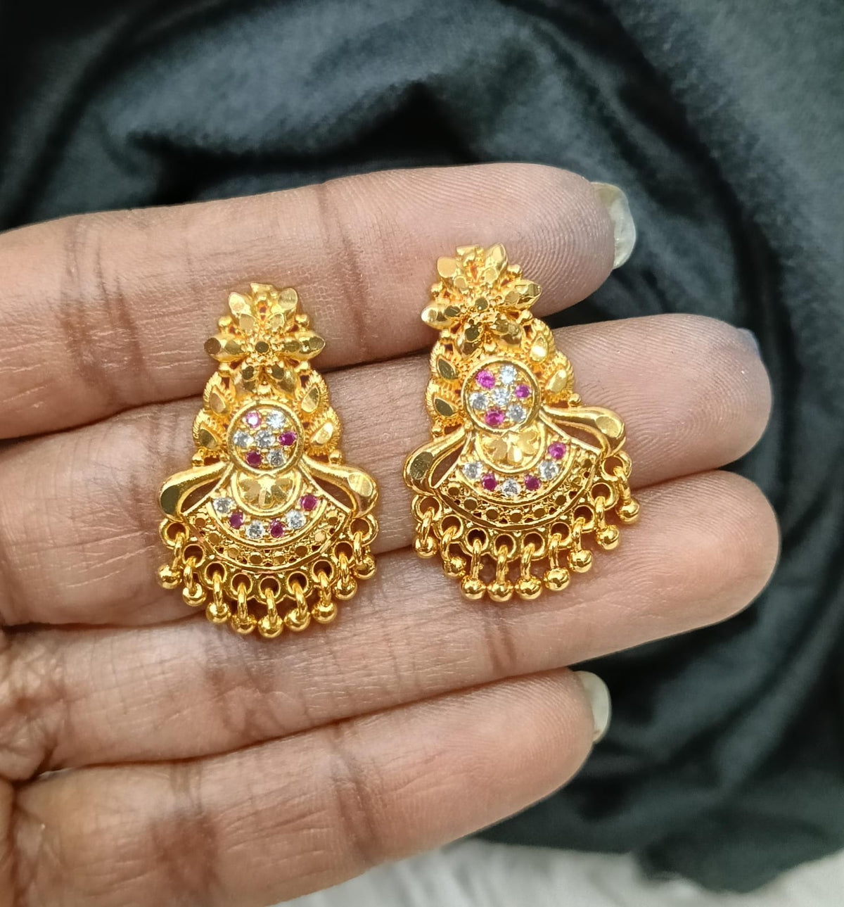 Gold plated earing
