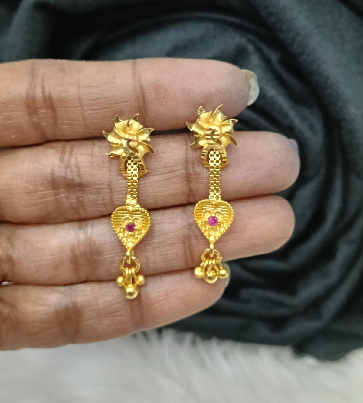 Gold plated earing