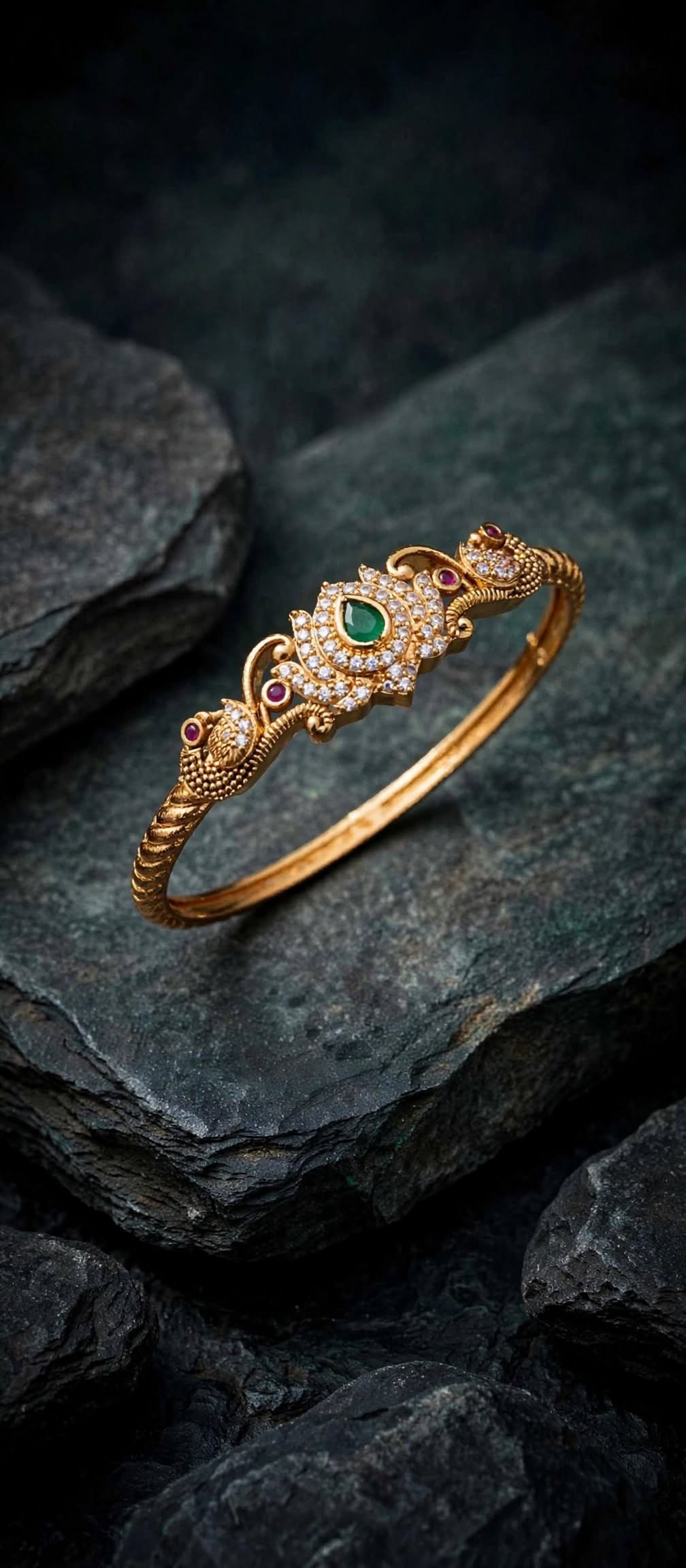 Openable Antique Kada Bracelet..