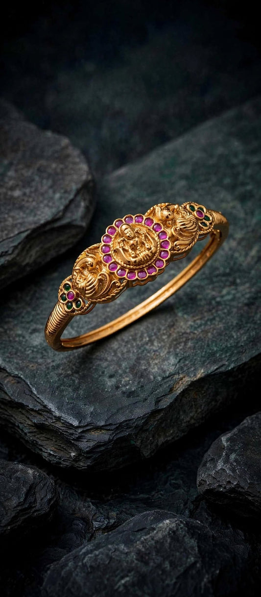 Openable Antique Kada Bracelet.