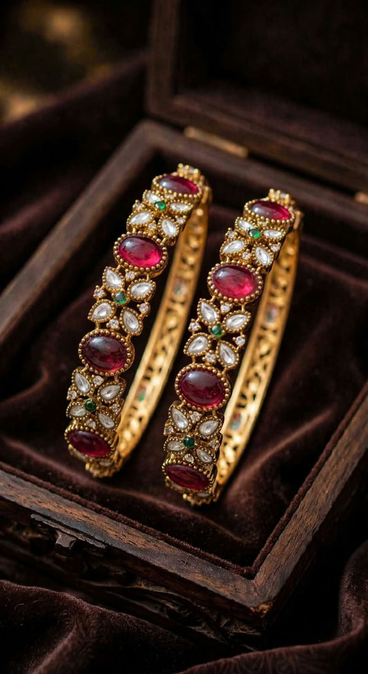 Antique Bangle.