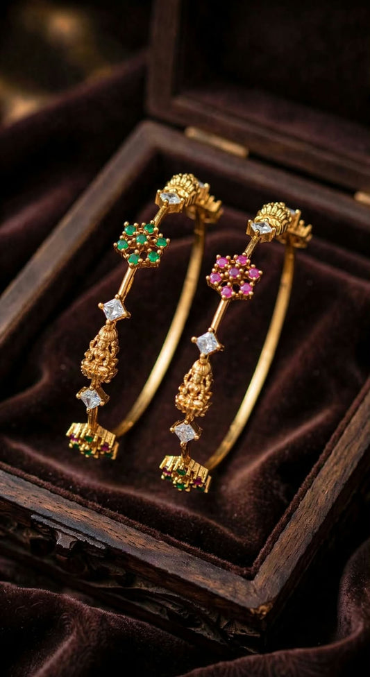 Antique Bangle.