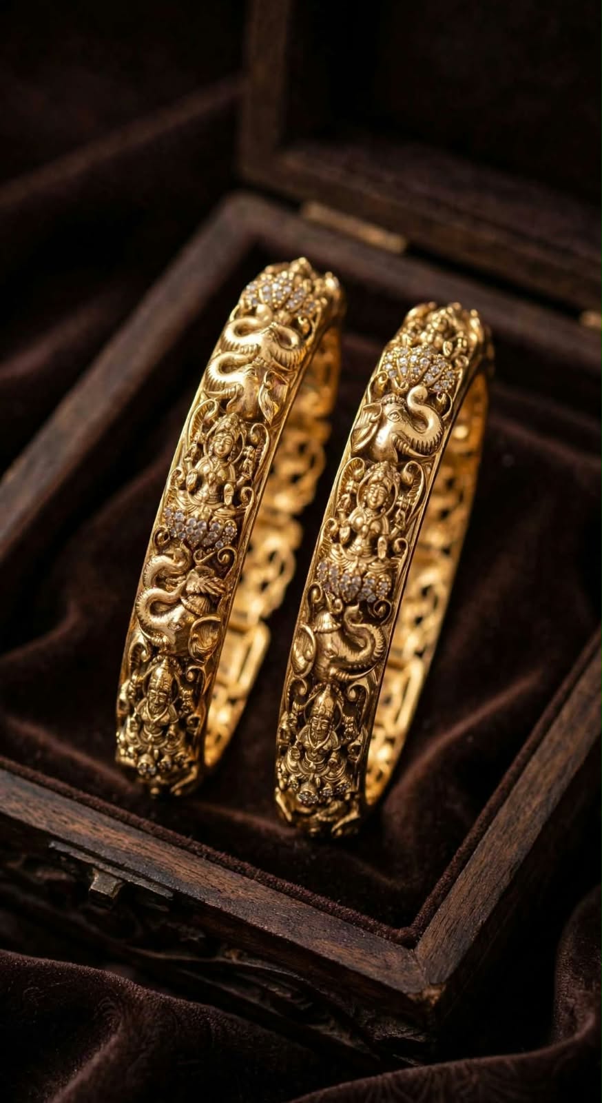 Antique Bangle.