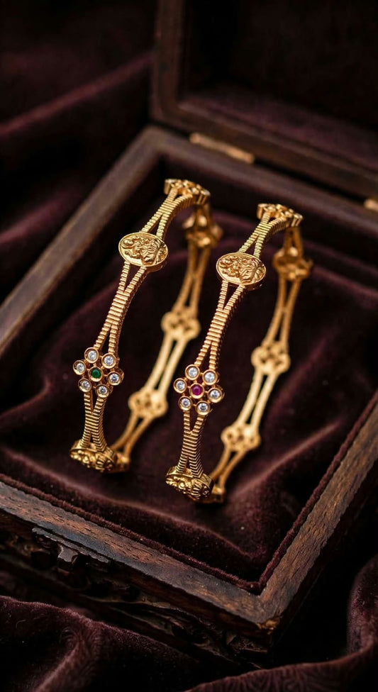 Antique Bangle.